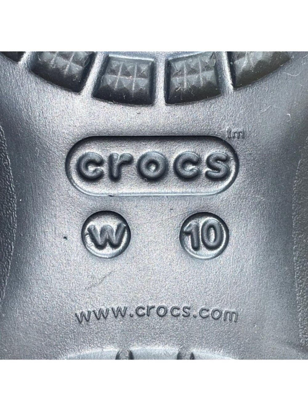 Crocs Women’s Black Fuzzy Lined Winter Comfort Slip-On Mule Clogs Size 10 - Picture 6 of 9
